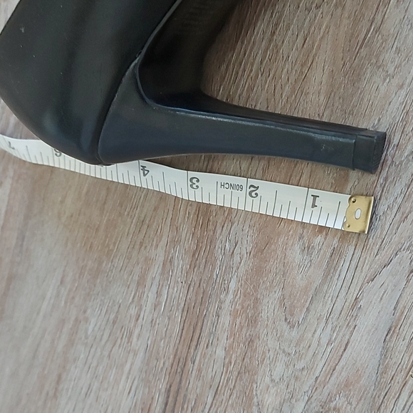 Fioni open toe shoes size 7.5 - Picture 5 of 5